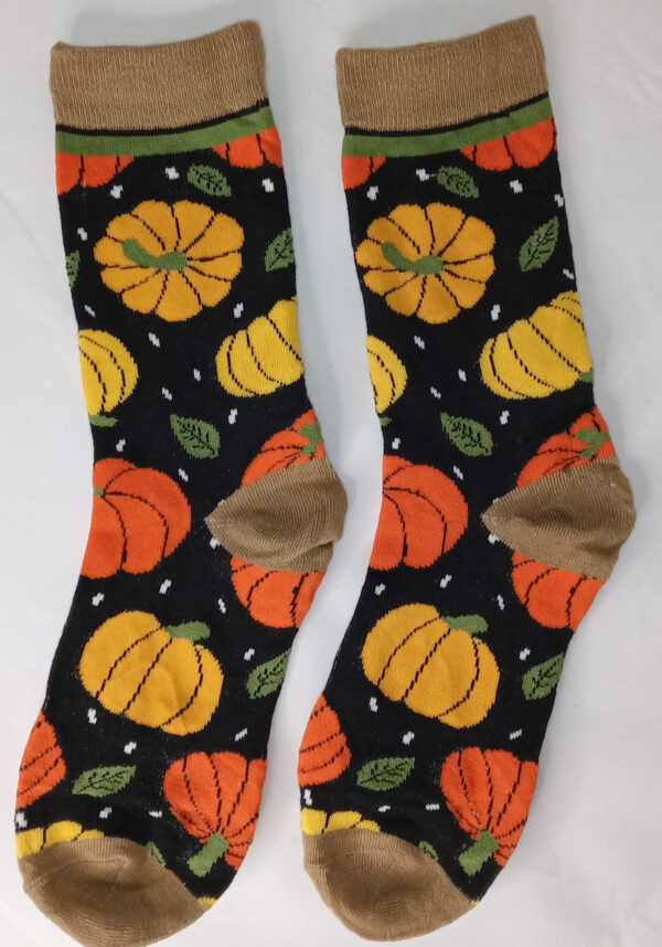 Vibrant Fall Themed Crew Socks - Pumpkins